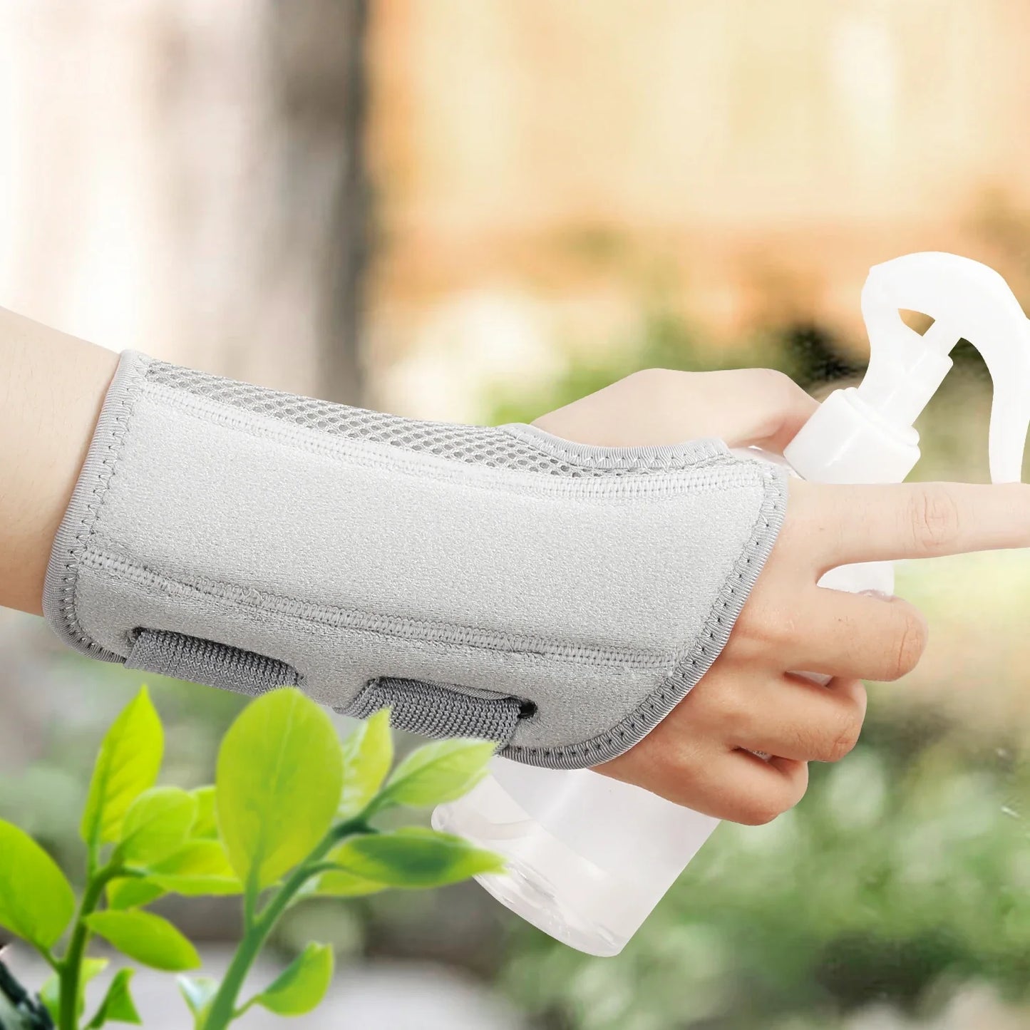 Wrist Brace for Carpal Tunnel Support Brace with Splints Hand Support for Arthritis Tendonitis Sprain Arthritis Tendonitis Wrist Support 1PC